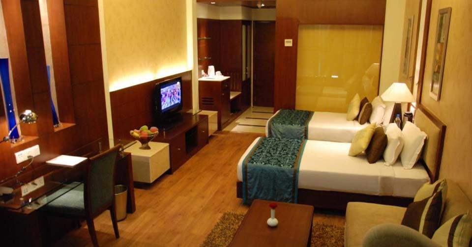 The Victoria Grand Hotel & Spa Kasauli Bagian luar foto