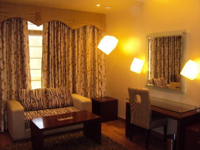 The Victoria Grand Hotel & Spa Kasauli Bagian luar foto