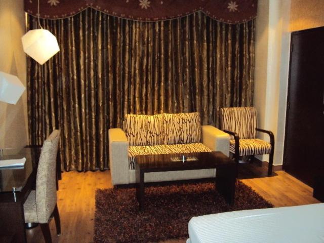 The Victoria Grand Hotel & Spa Kasauli Bagian luar foto